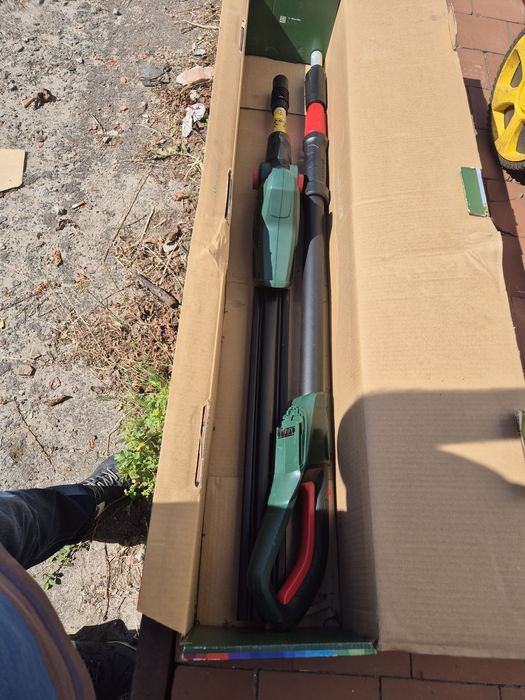 Продам  акумуляторних телескопічний кусторіз