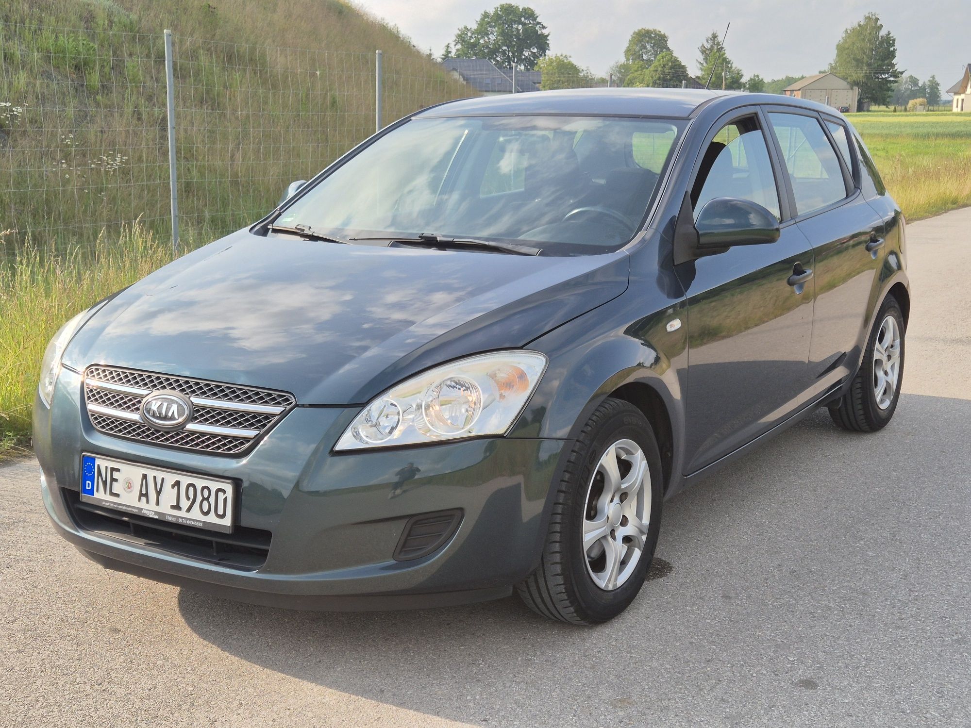 Kia Cee'd 1.4 Benzyna 109KM Hatchback 5 drzwiowy Klima