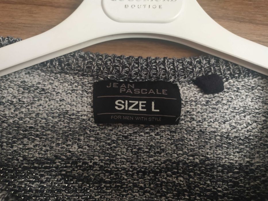 Sweter męski M L Jean Pascale Takko fashion szare pasy okrągły dekolt