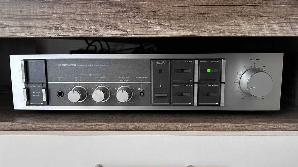 Gramofon + Wzmacniacz + kolumny + tuner – kompletny zestaw