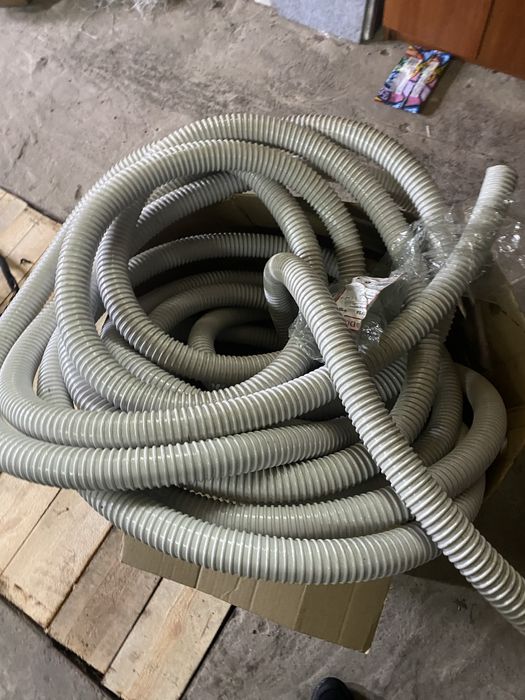 Труба гофрована армована ДКС d40 мм