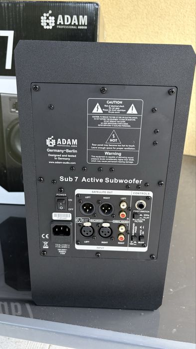 Adam sub7 subwoofer studyjny