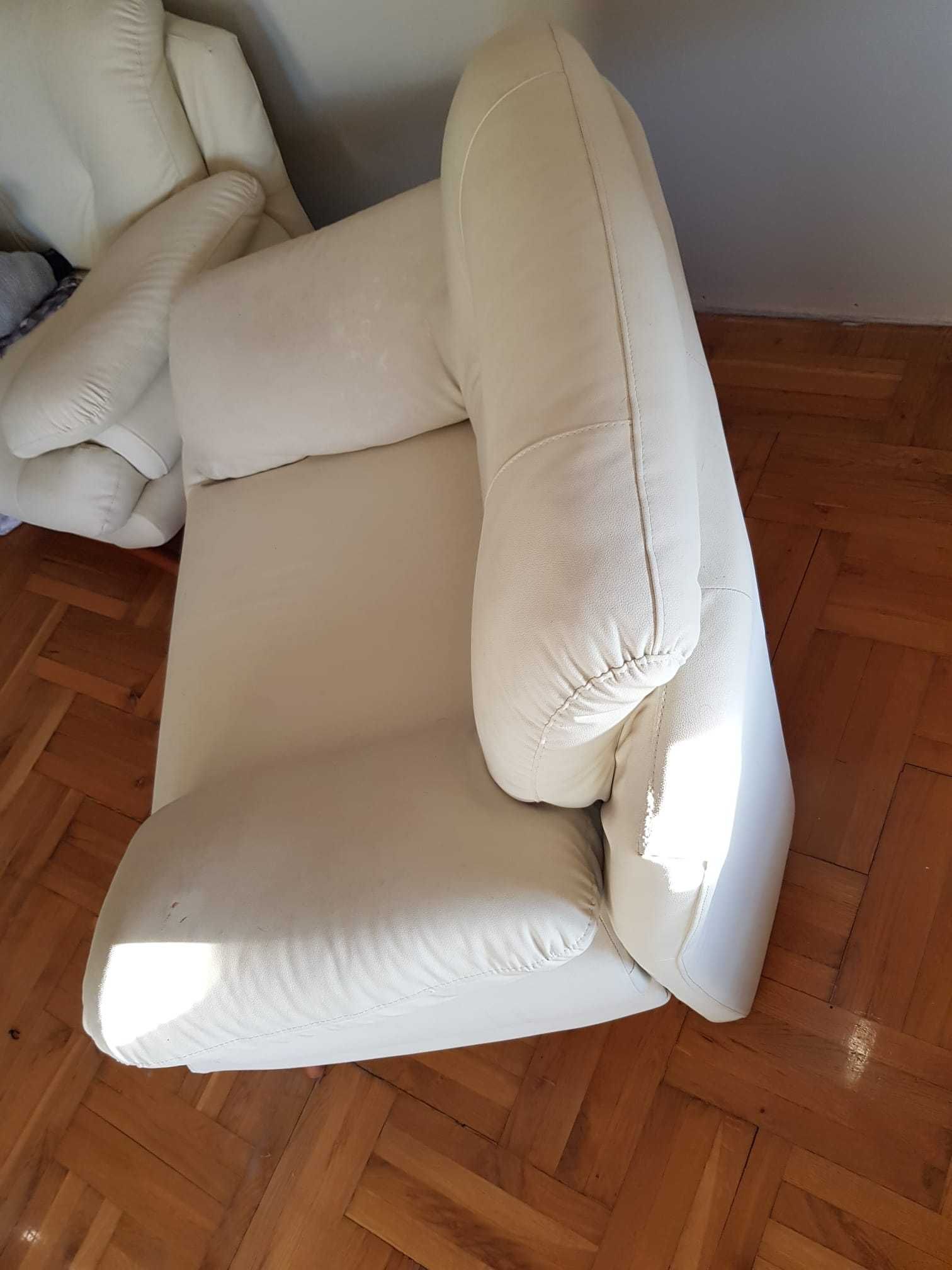 sprzedam komplet wypoczynkowy sofa i dwa fotele