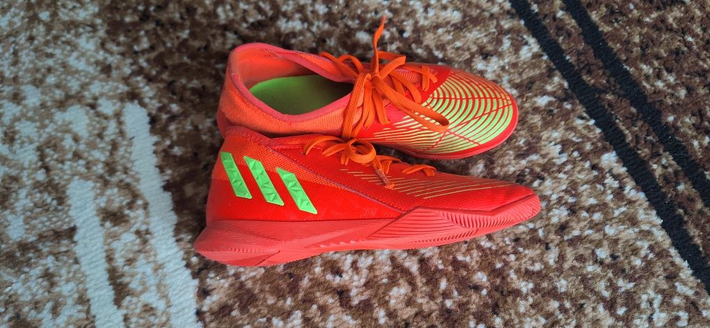 Buty sportowe halówki Adidas 36