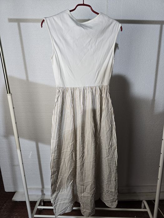 Vestido comprido da Stradivarius novo tamanho M