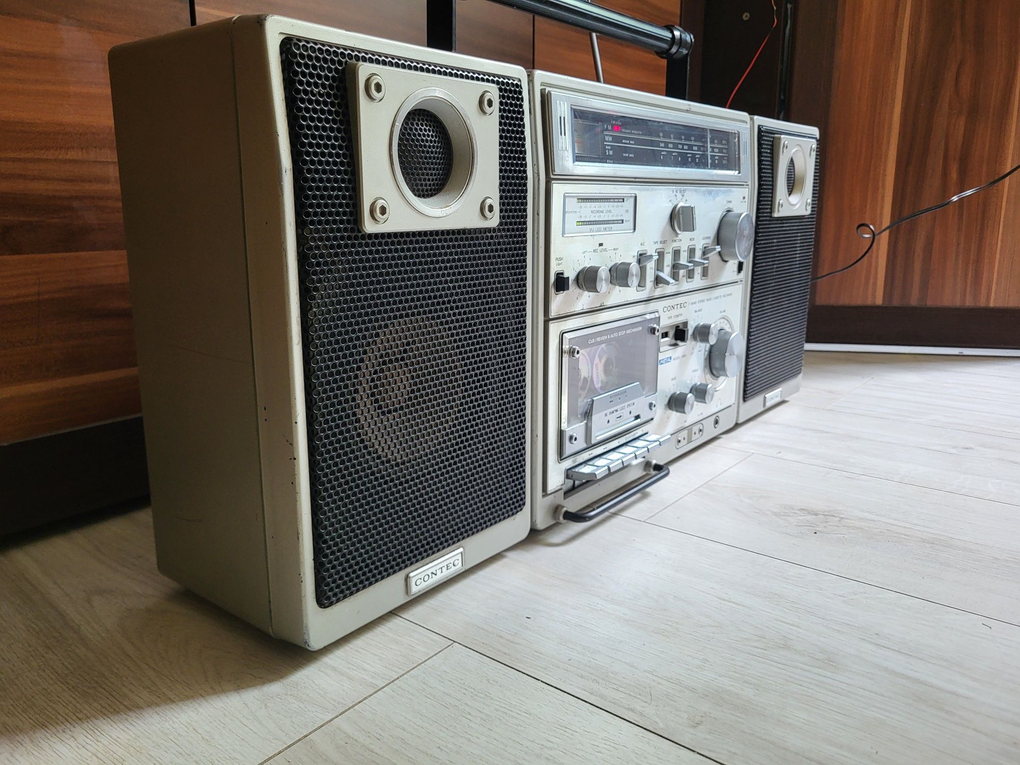Radiomagnetofon, Ghettoblaster, boombox Contec