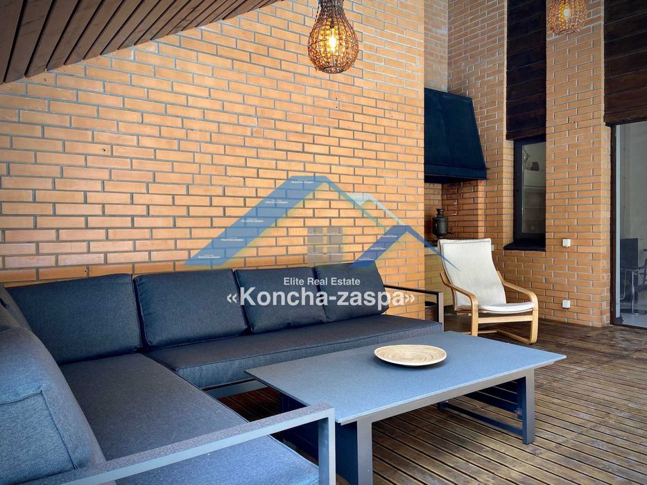 Дом в клубном КГ с бассейном. Козин. Конча Заспа