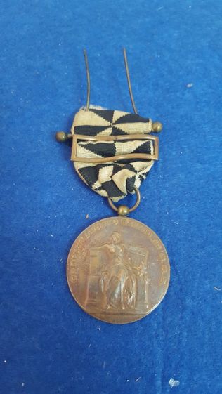Antiga medalha de bronze " Comportamento Exemplar " CML Bombeiros