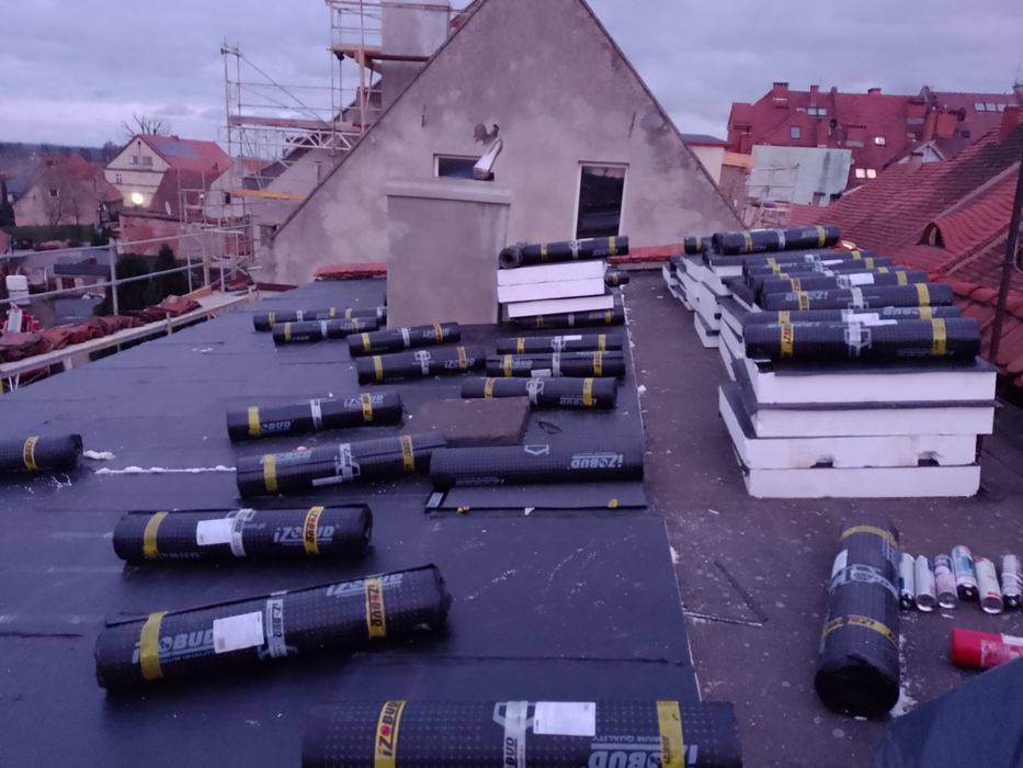 Dach dekarz hydroizolacja Membrana PCV TPO, papa termozgrzewalna