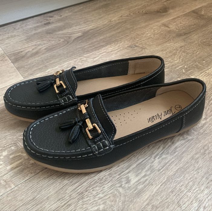 Продам шкіряні лофери, устілка 25 см