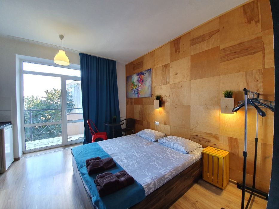 Подобово апартаменти студіо ВОКЗАЛ.