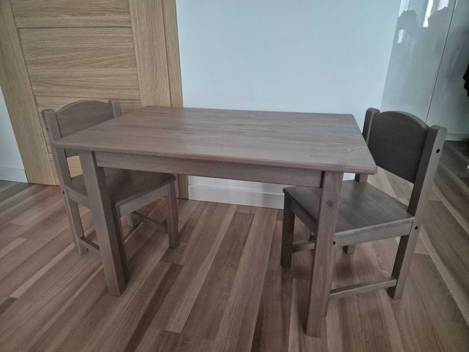Stolik + 2 krzesełka SUNDVIK ikea
