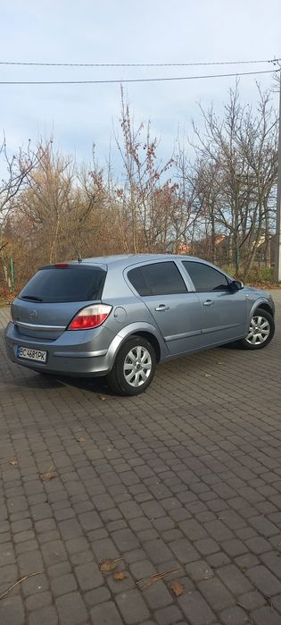 Авто опель астра н 2004 року
