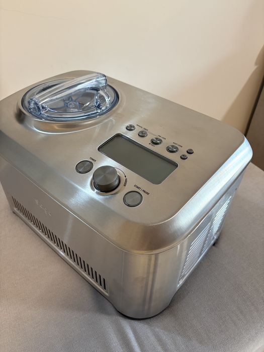 Maquina de Gelados Sage (NOVA)