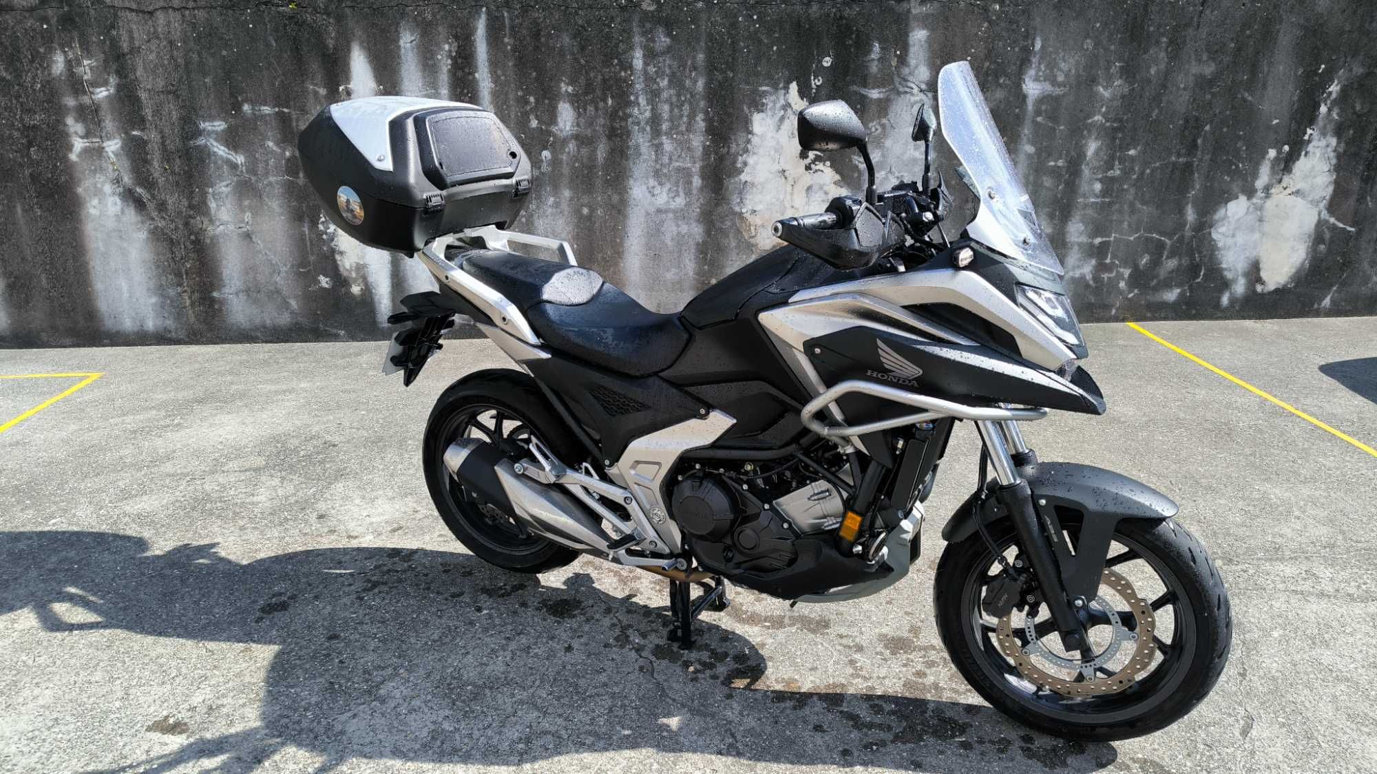 Honda NC750x 2021