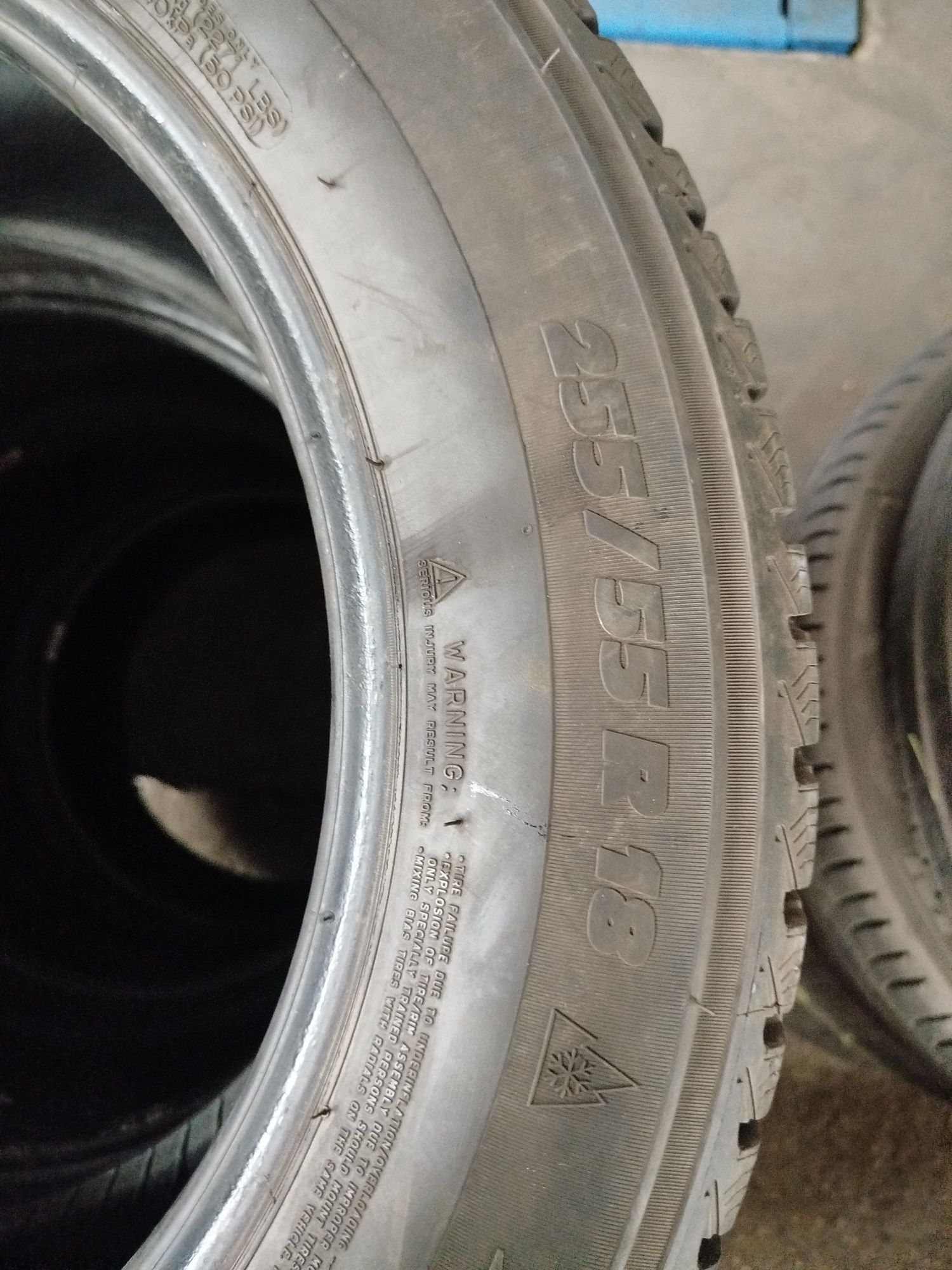 Opony Michelin M+S 255/55/18 bdb