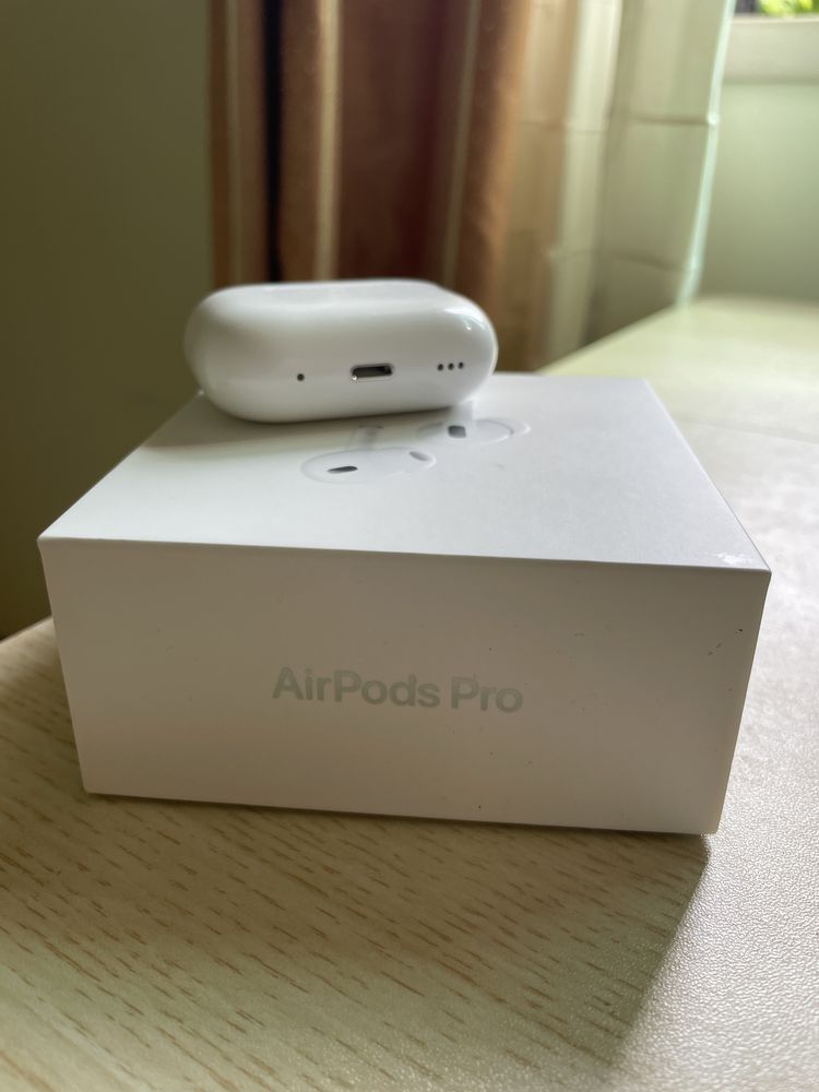 Apple AirPods Pro 2