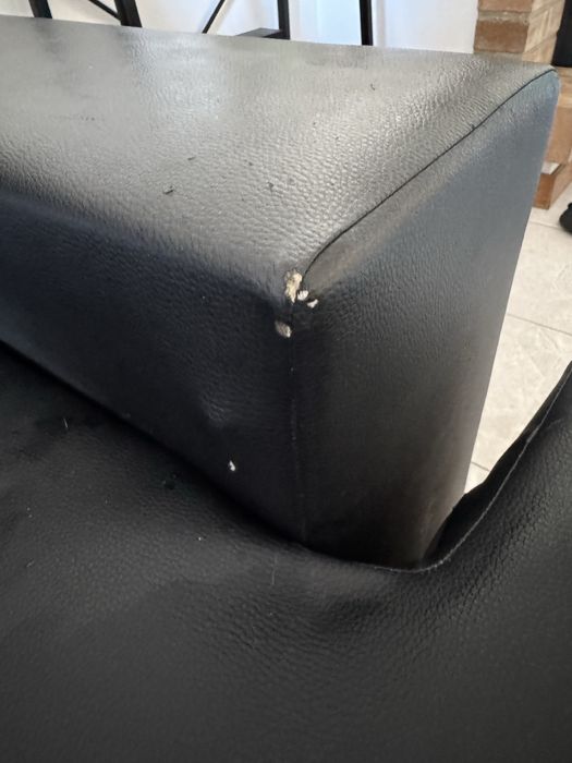 Sofá com marcas de uso