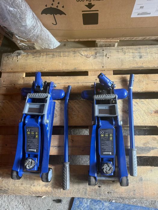 Podnośnik typu , żaba 2 T Michelin