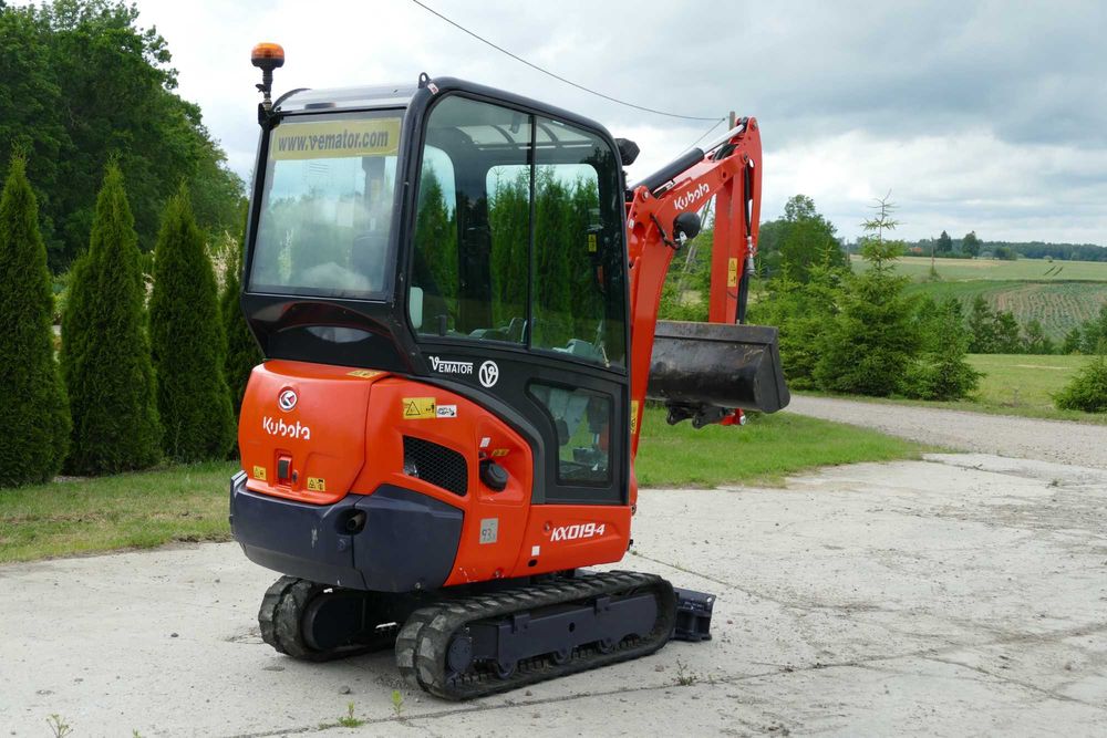 minikoparka kubota kx019-4 cztery łyżki