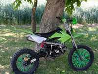 Cross Loncin 125