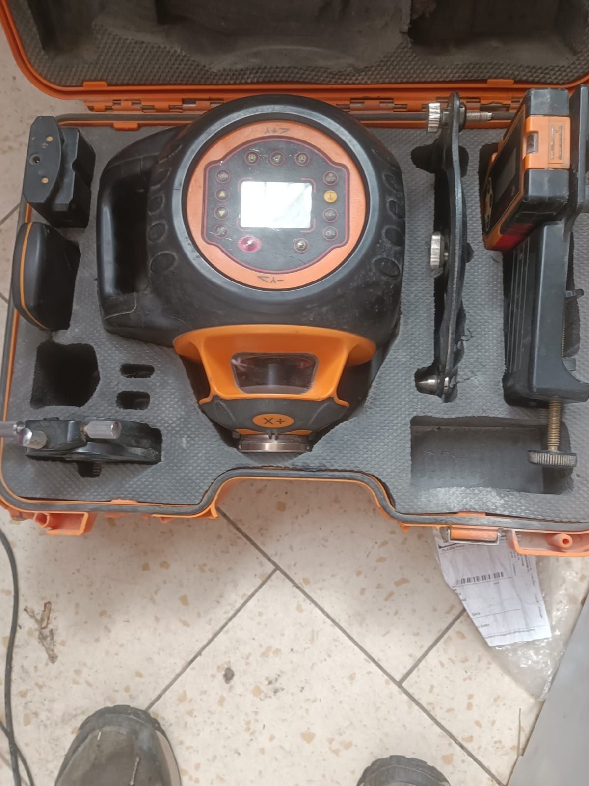 Laser hilti Geo FL500HV-G  cena z 3000zl