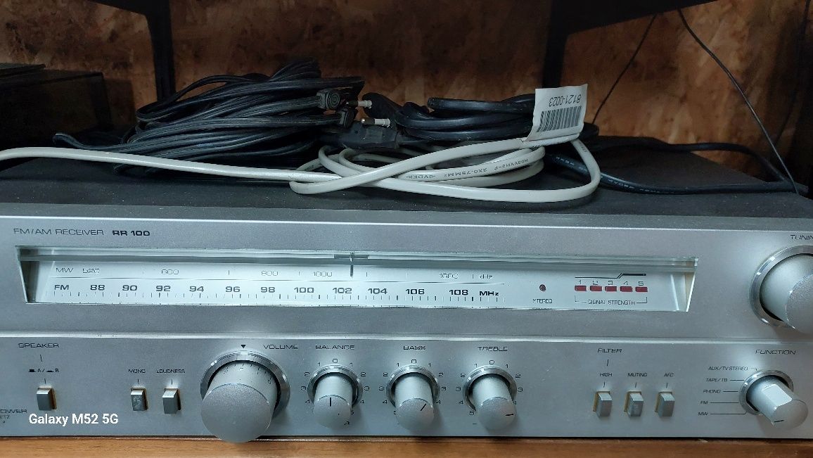 Amplituner Telefunken RR100