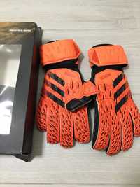 Воротарські рукавиці Adidas Predator розмір 7