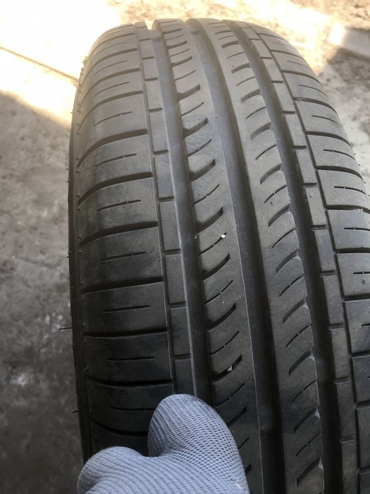 Запаска нова диск і шина