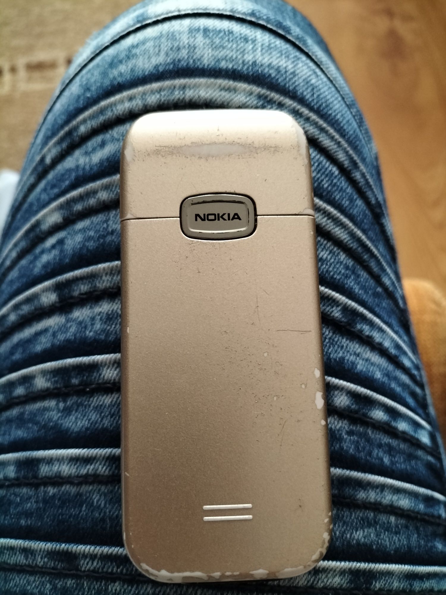 Nokia 6030 z ładowarką