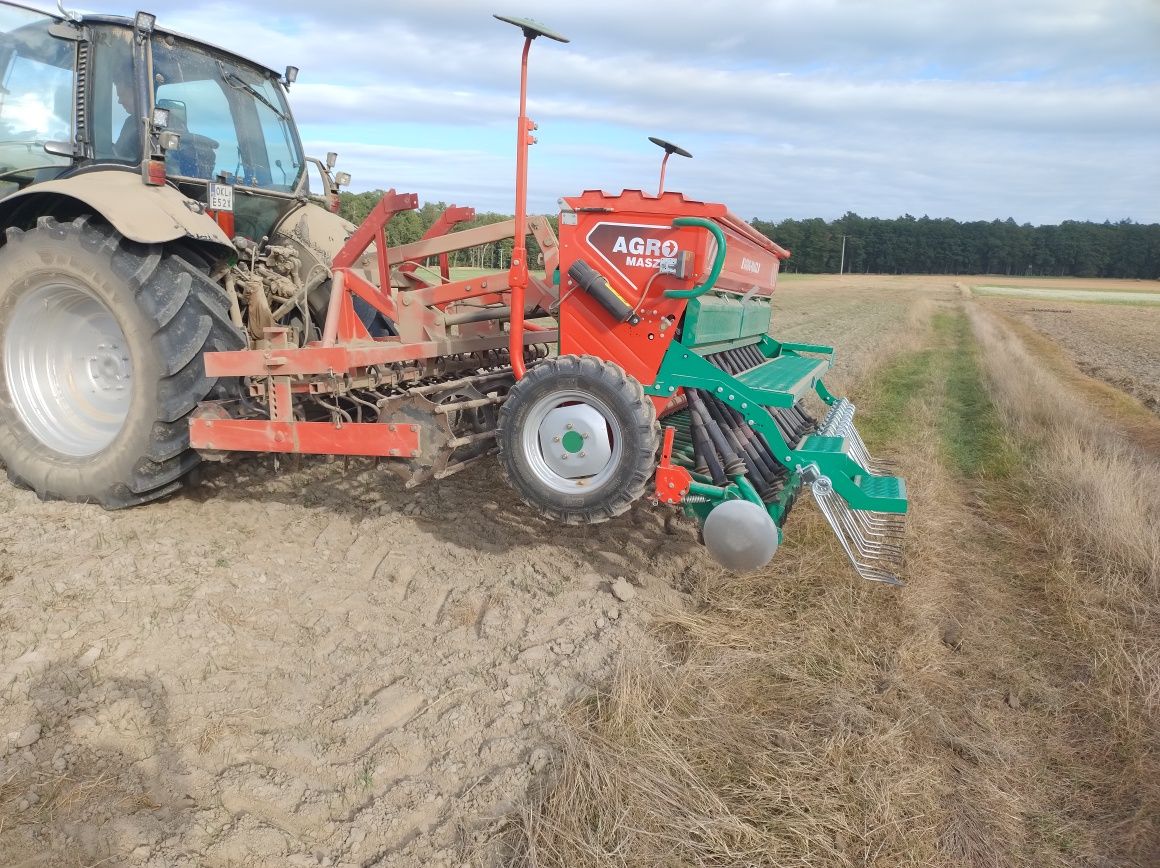 Siewnik Agro Masz SR300 z Agregatem Siewnym i wałem jak NOWY !