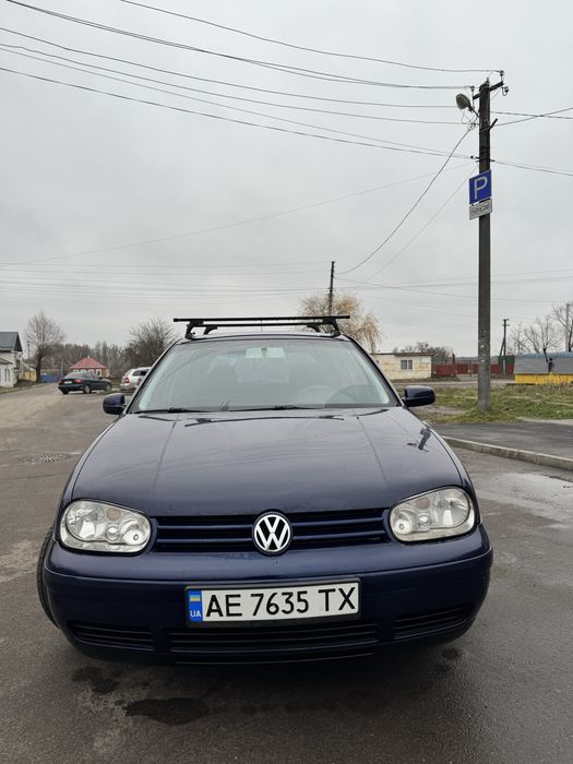 Volkswagen Golf 4 очень хорошее состояние