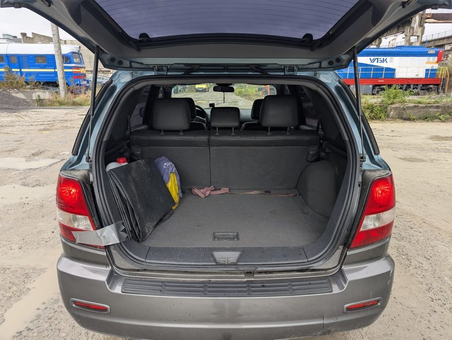 КІА Соренто ( ддя військових)