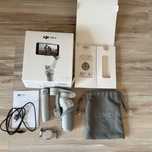 DJI Osmo Mobile 4