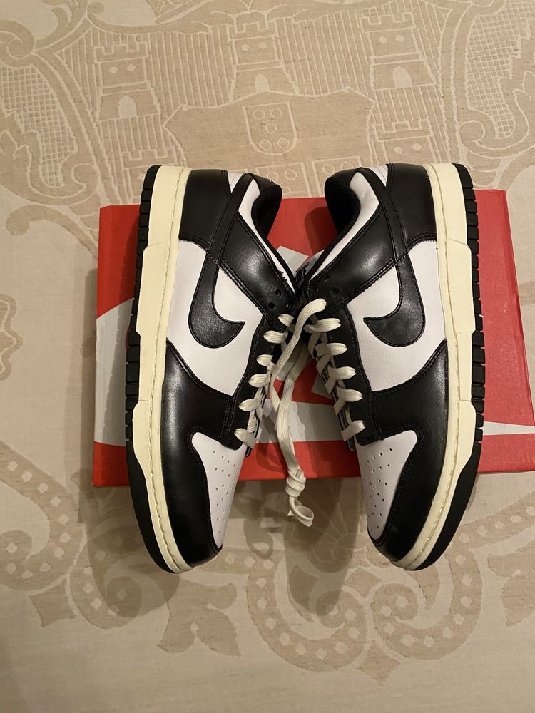 Nike Dunk Low Premium