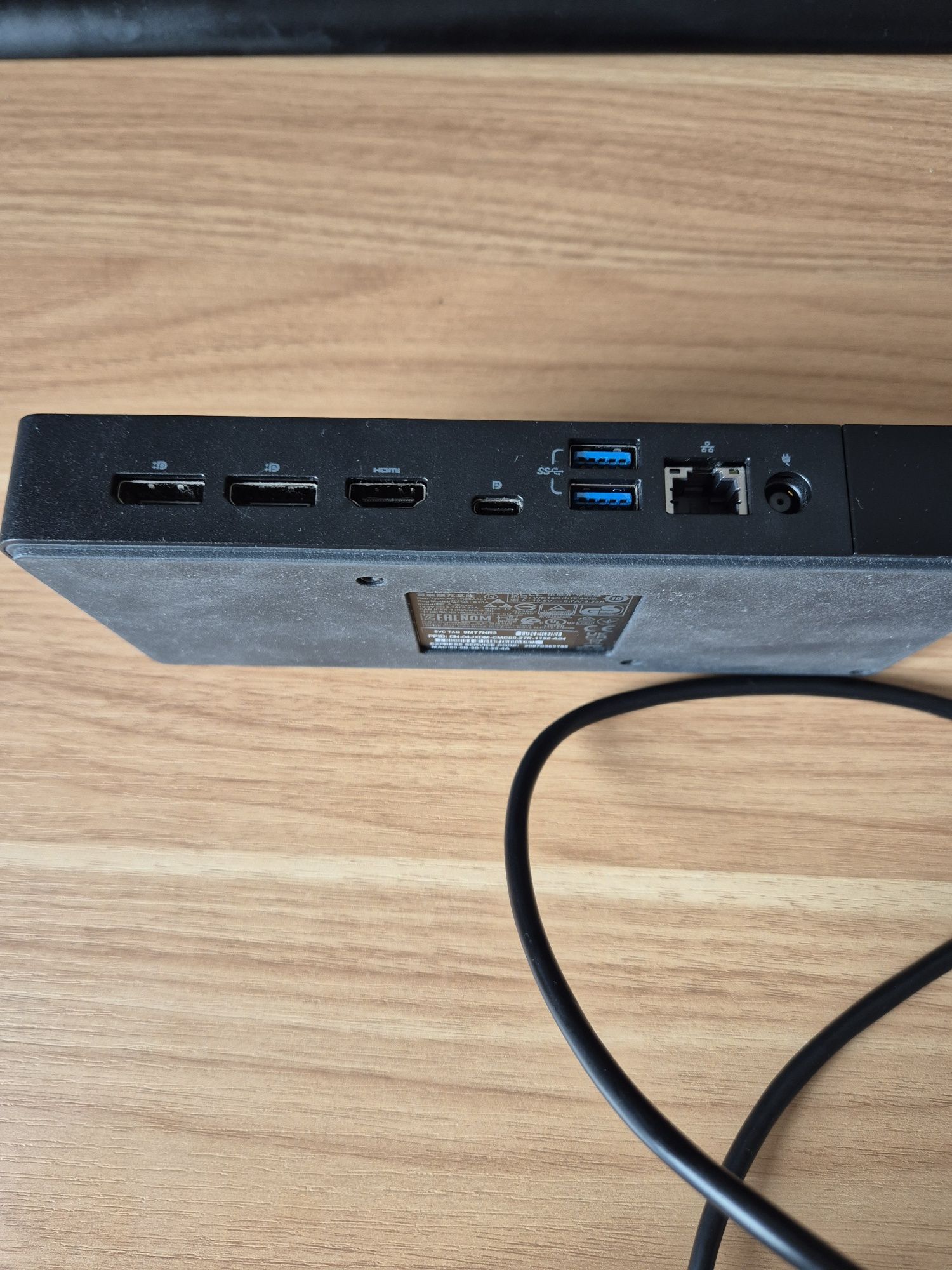Stacja dokująca dell do laptopa komputera k20A001 wd19s