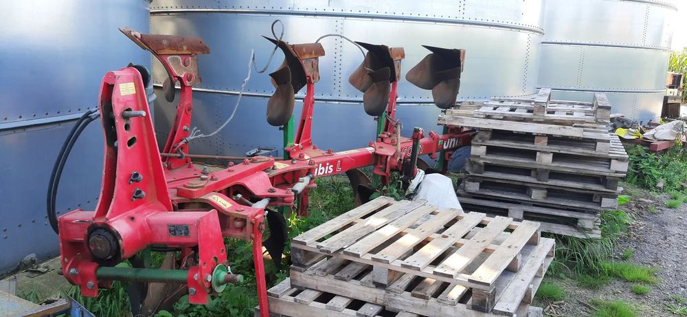 Unia Ibis L  Pług 4 skibowy obracany i 4 skibowy zagonowy
