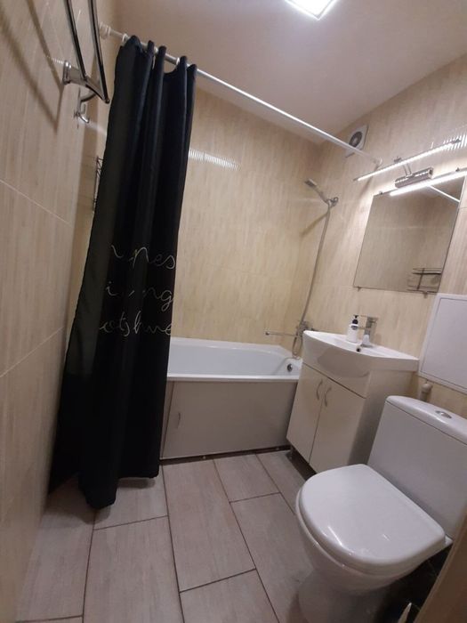 Сдается 1к квартира в центре.