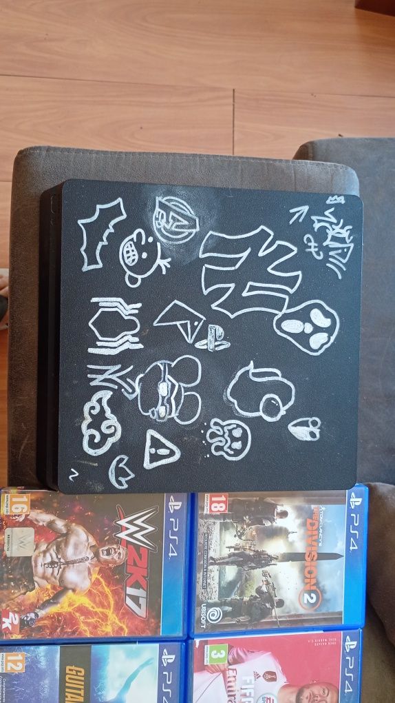 PS4 Em perfeito funcionamento