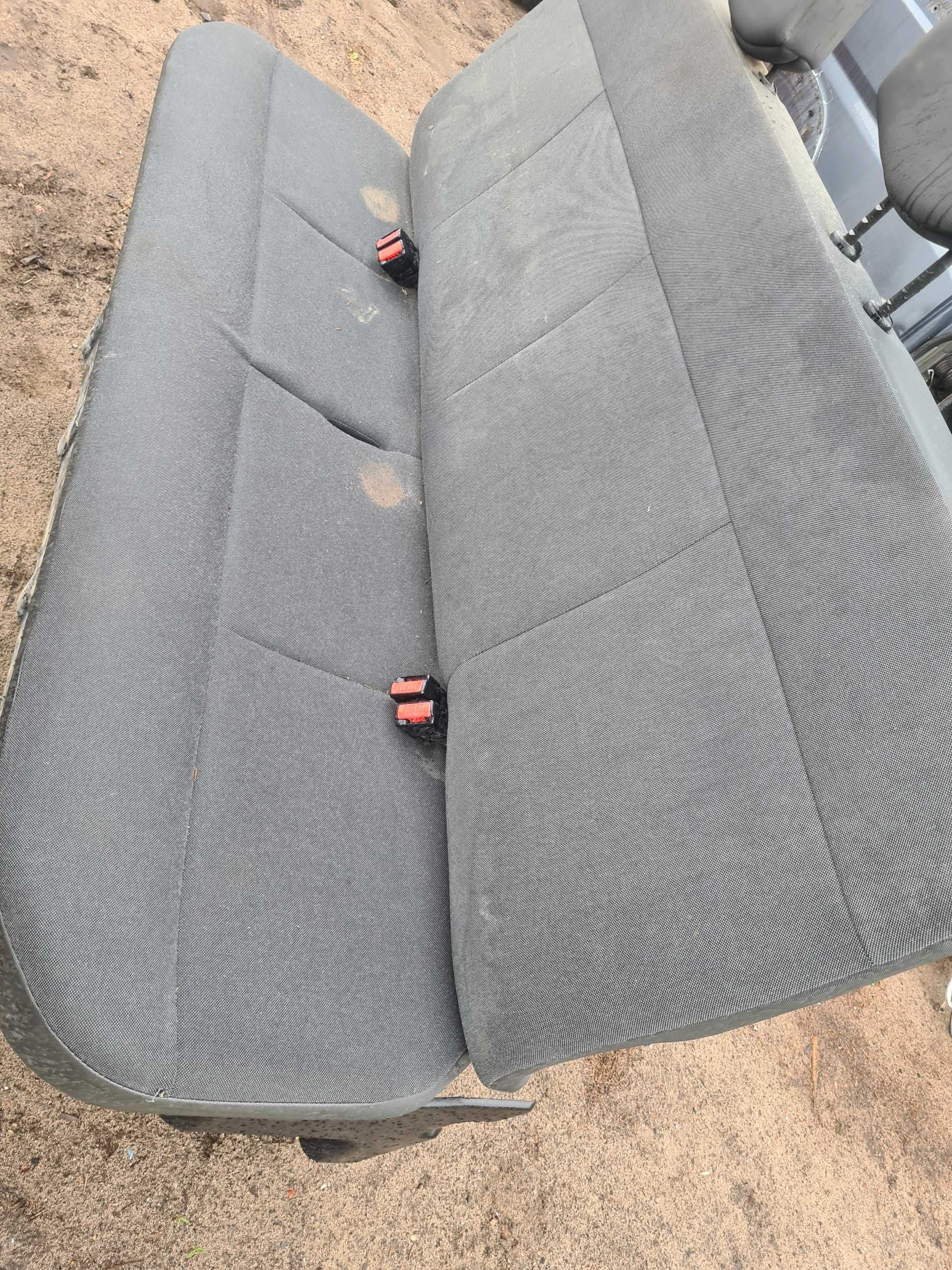 Renault Master III 2.3 doka kanapa czwórka brygadówka ławka