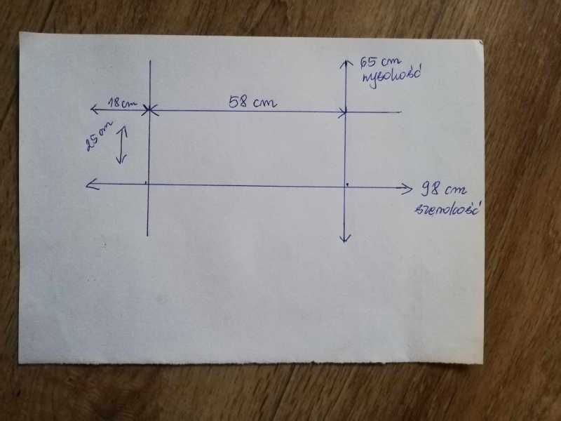 Półka ścienna wisząca czarna