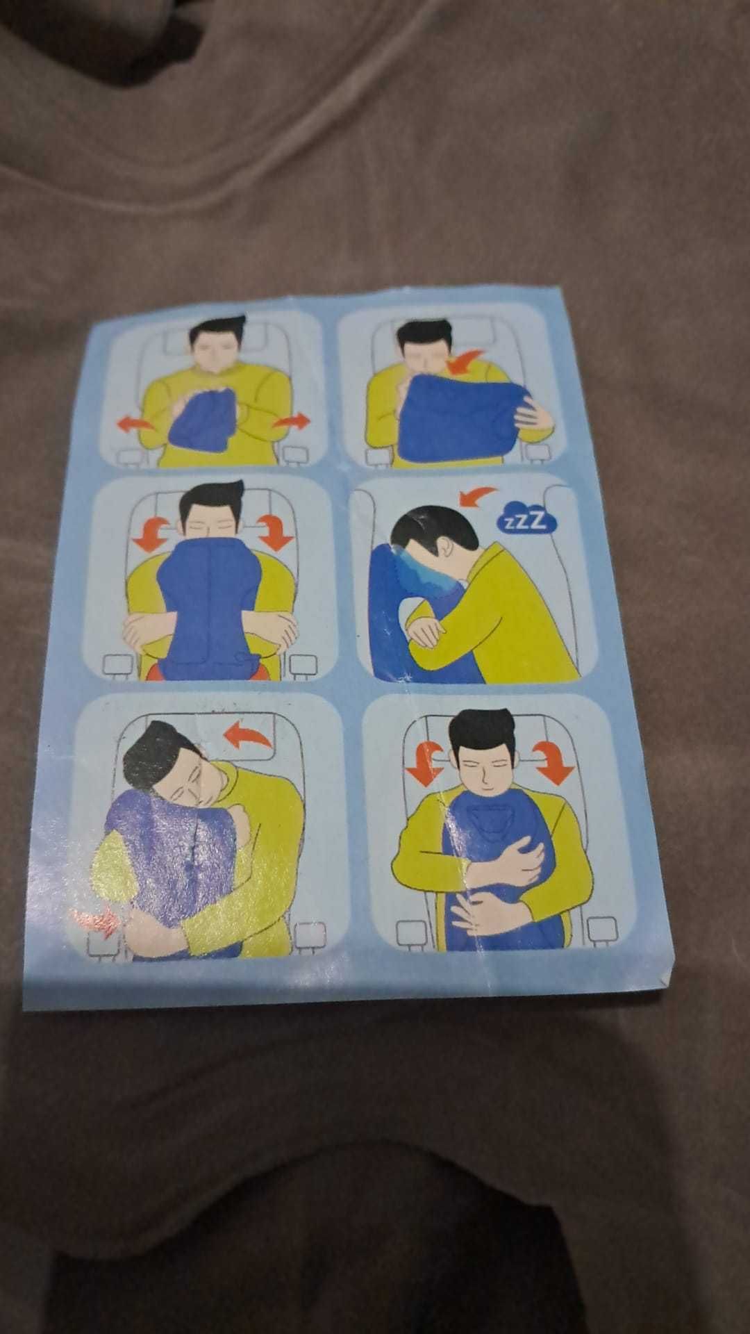 Almofada de viagem inflável