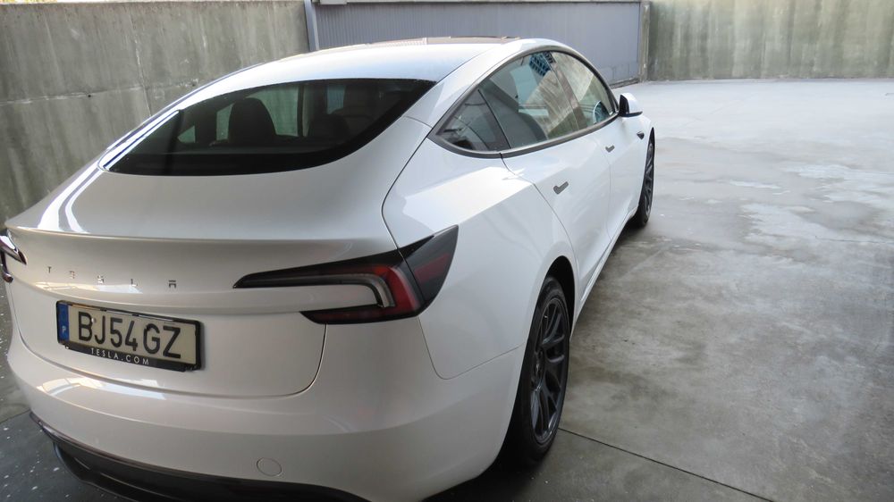 Tesla Model 3 2024 – Standard Range RWD – 24600 km – Nacional