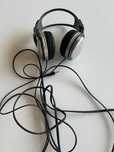Słuchawki przewodowe marki Sony model MDR-XD100