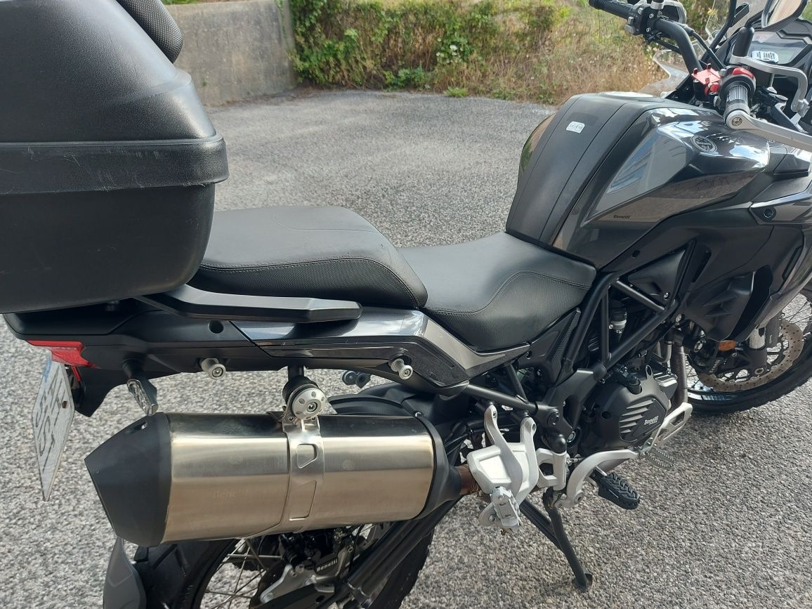 Benelli trk 502x  2021