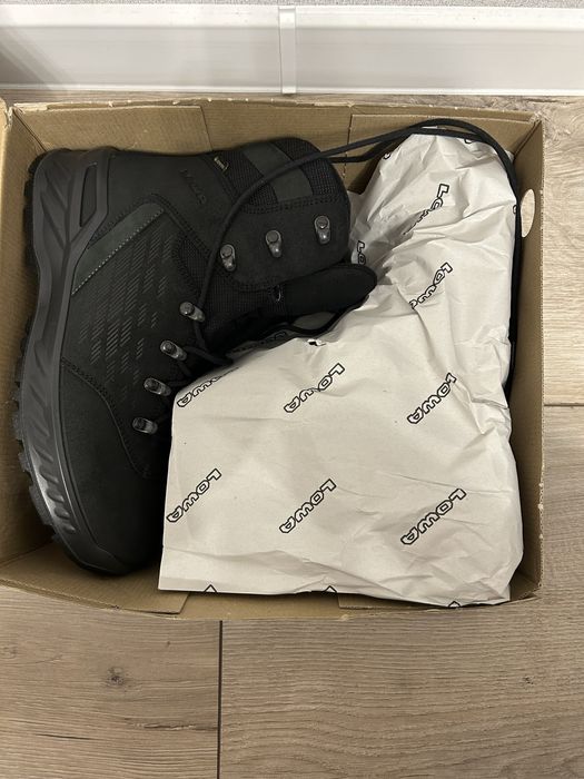 Чоботи, ботинки, берці, трекінгове взуття LOWA NABUCCO EVO GTX