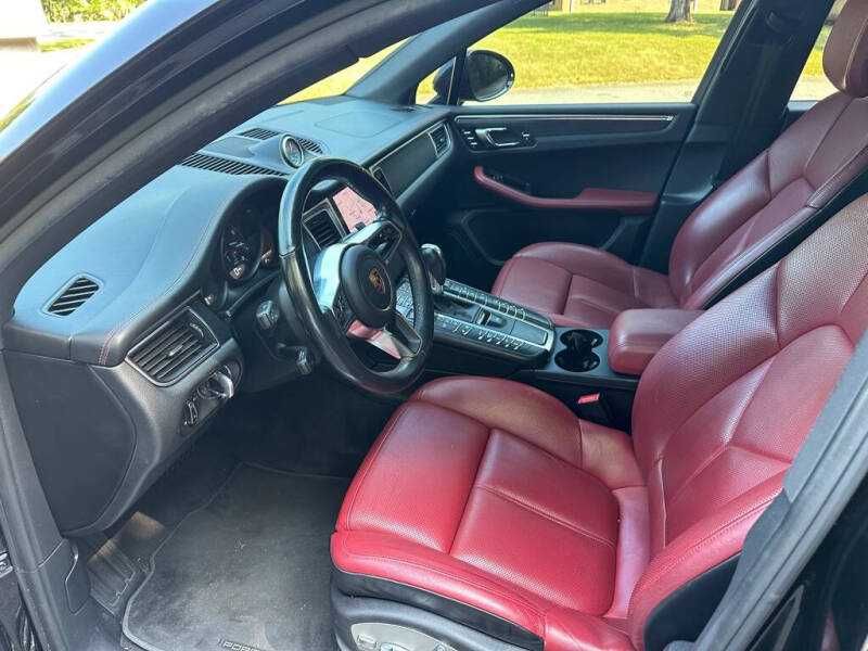 2018 Porsche Macan