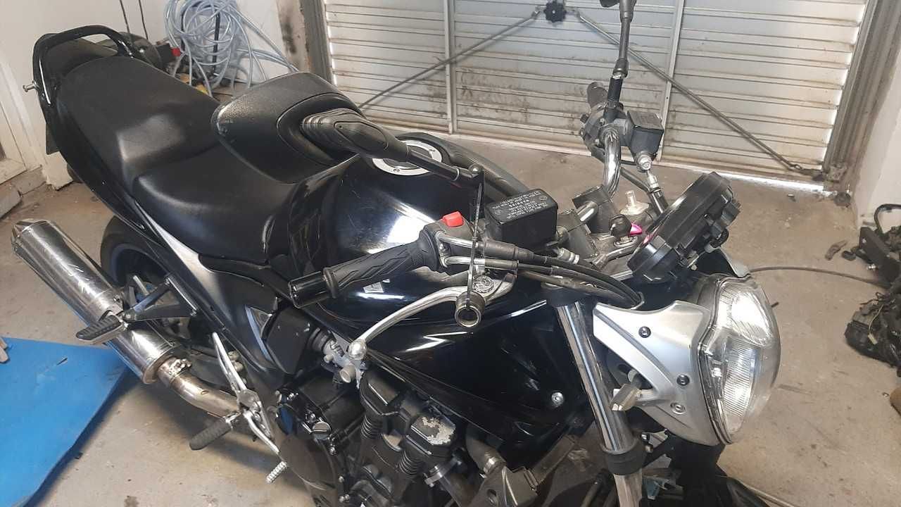 Części Suzuki Bandit 650 Rok 2009
