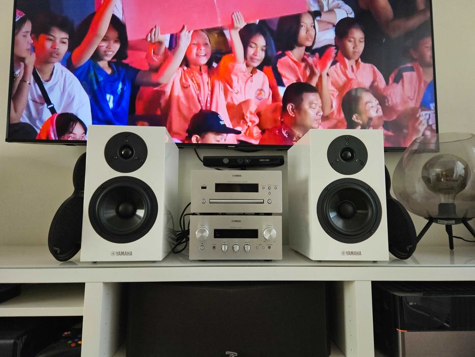 OKAZJA Wieza Pianocfrat stereo bluetooth Yamaha r840 ns bp 300