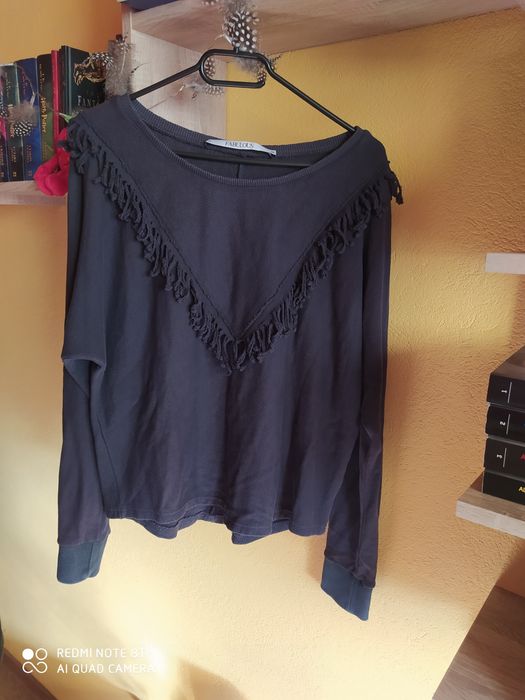 Bluzka z frędzlami rozmiar M